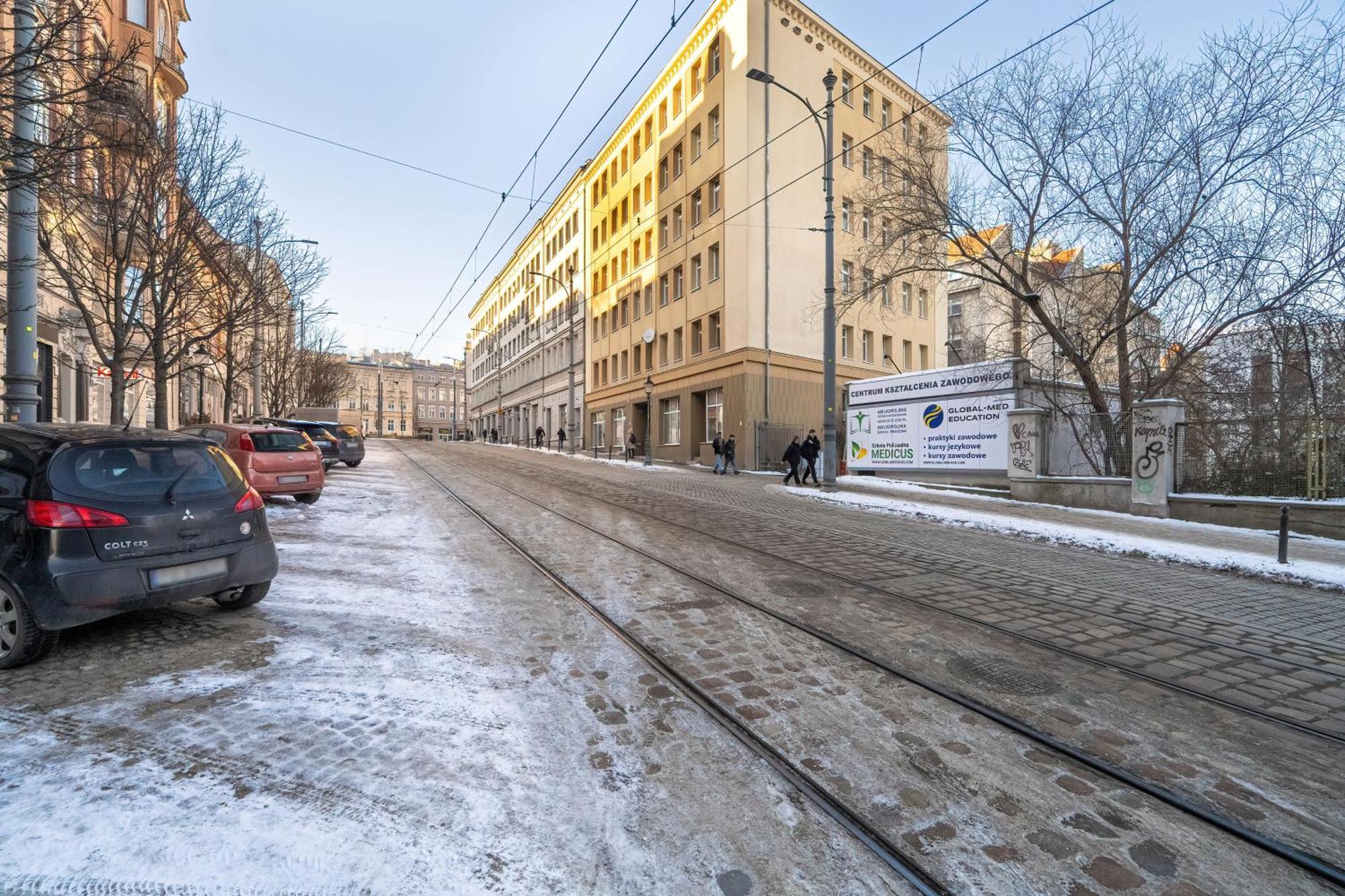 Jasne Studia Very Berry W Centrum Poznania By Renters Apartment Poznan